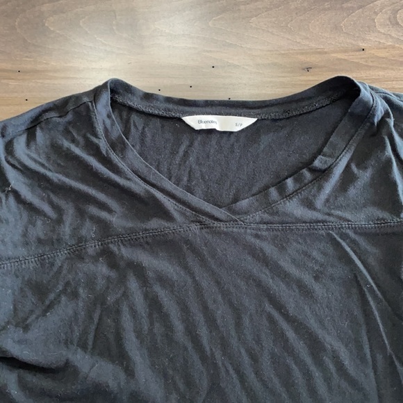 Bluenotes Black T with white stripes - Picture 3 of 3